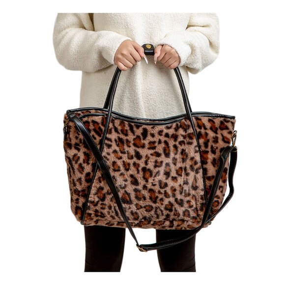 Tigerstars Oversized Leopard Pattern Furry Shoulder Bag - Picture 1 of 6